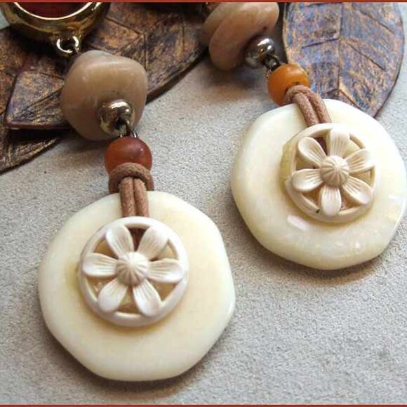 1970s Ethnic Big Marble Beads w Carnelian Vintage Pierced Earrings - Picture 2 of 6